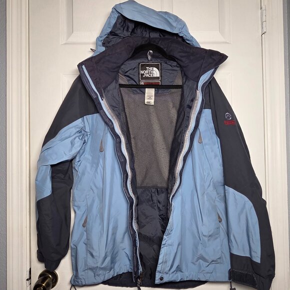 The North Face Summit Series Gore-Tex Jacket, Lt Blue/Gray Blue - Size: Lg Women - Picture 2 of 10